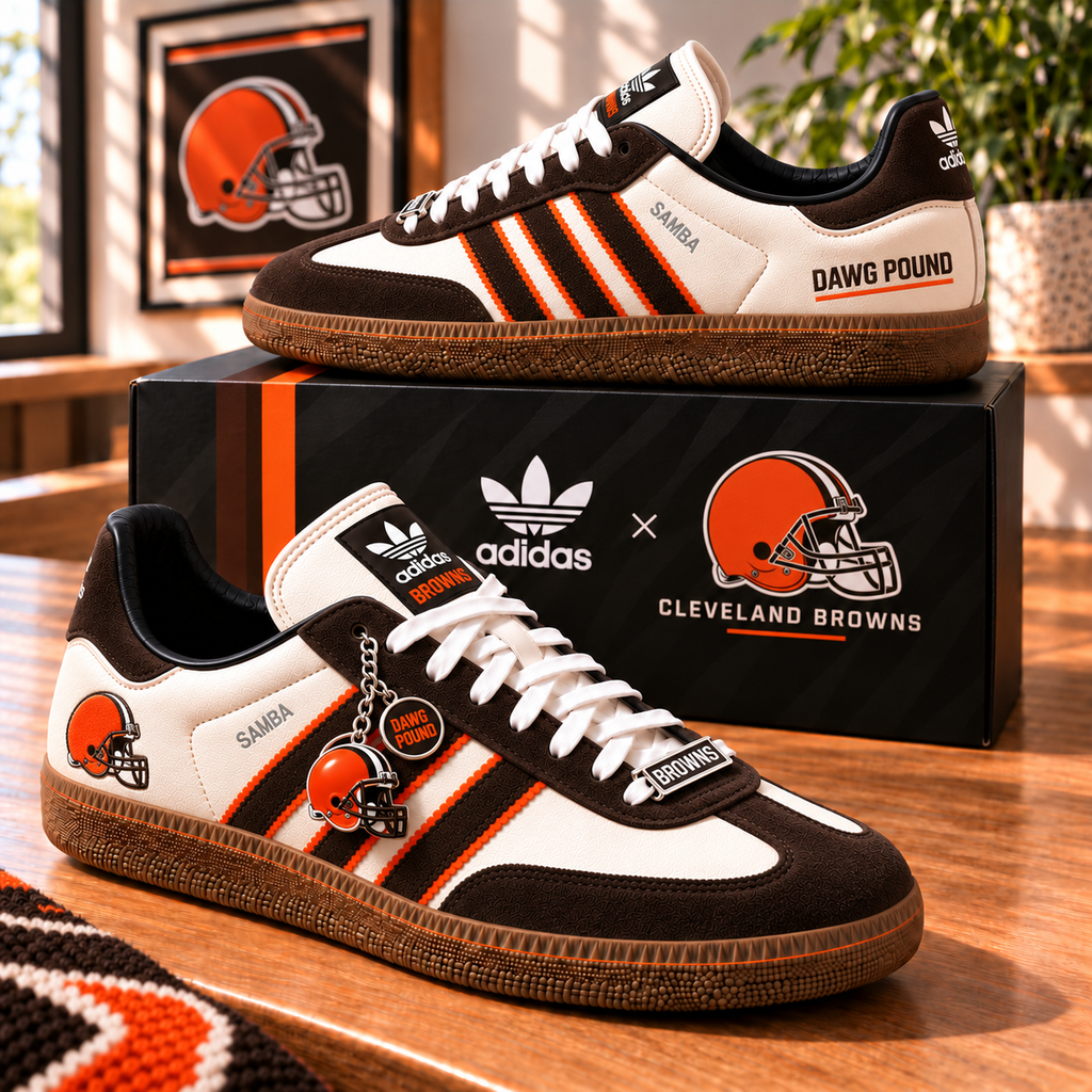 CLVB Premium Custom Low-Top Sneakers PNPA